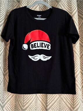 Old Navy Black women’s Tee with Red Santa Hat "Believe" Graphic